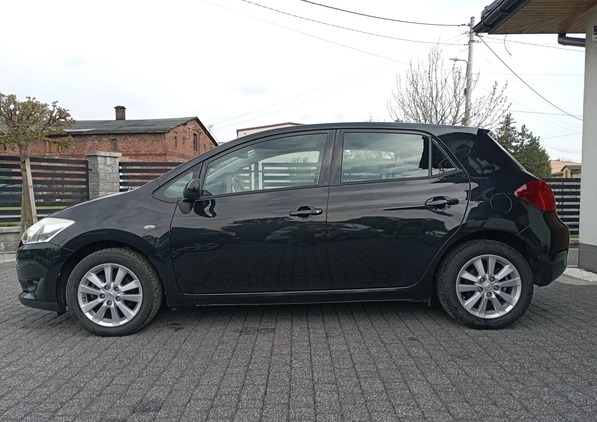 Toyota Auris cena 23900 przebieg: 184356, rok produkcji 2009 z Piotrków Kujawski małe 67